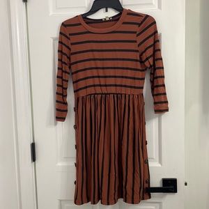 Woman’s Size S Dress